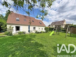 Maison traditionnelle à Magny-les-Hameaux (78114)