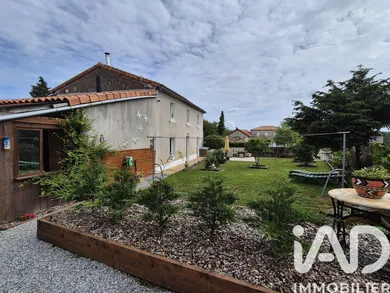 Maison de campagne à Pressigny (79390)