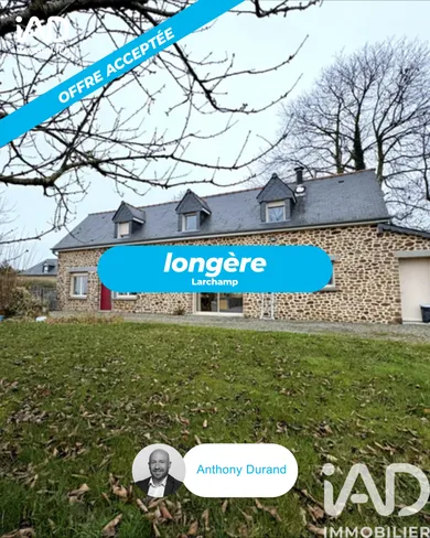 Longere in Larchamp (53220)
