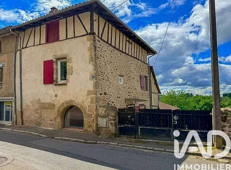 Maison 6 pièces 110 m² · à Saint-Léonard-de-Noblat · 110 m² · 167 000 €