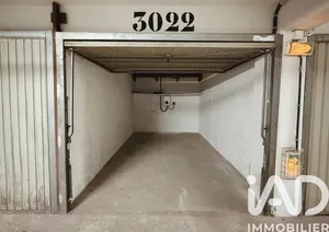 Parking in Paris (75011)