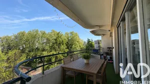 Apartment in Lyon (69009)