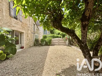 Village house in Saint-Georges-de-Montclard (24140)
