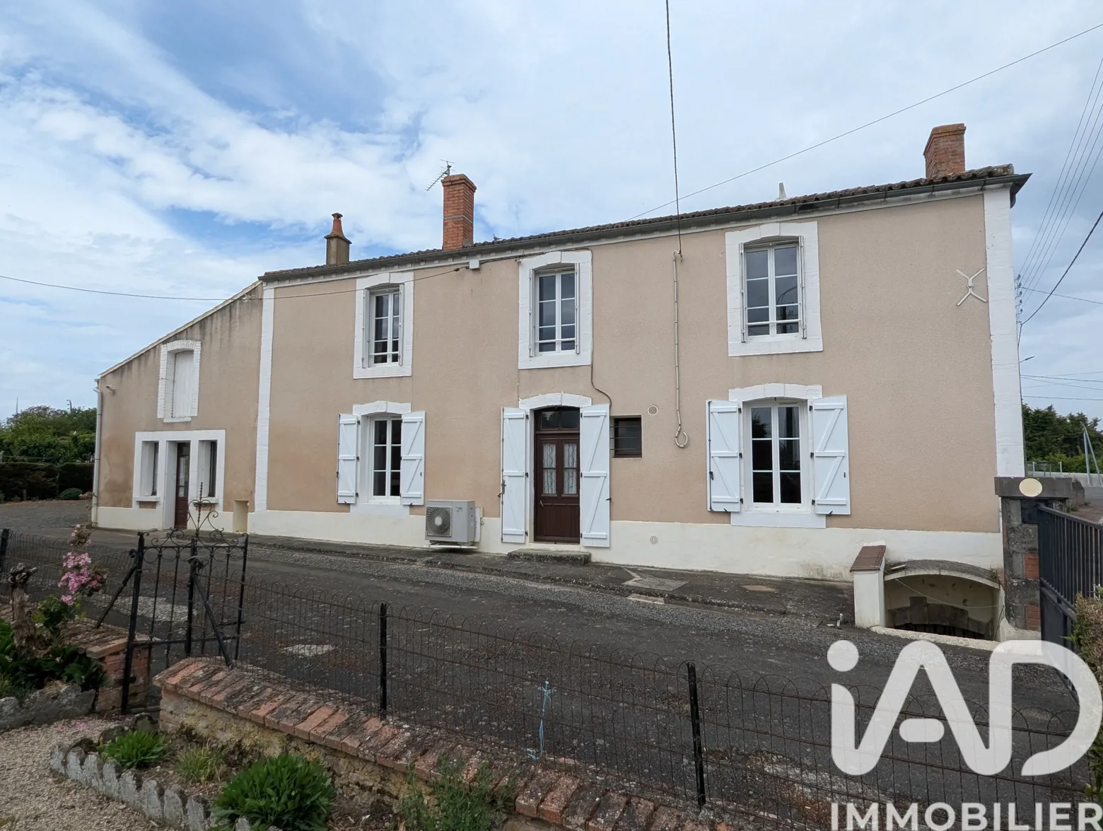 maison à Airvault