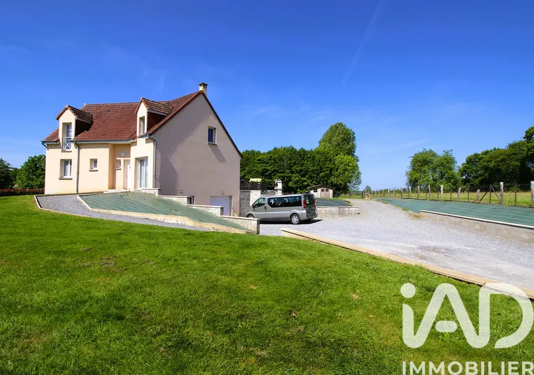 Maison 9 pièces 130 m² · à Les Monts d'Andaine · 130 m² · 249 800 €