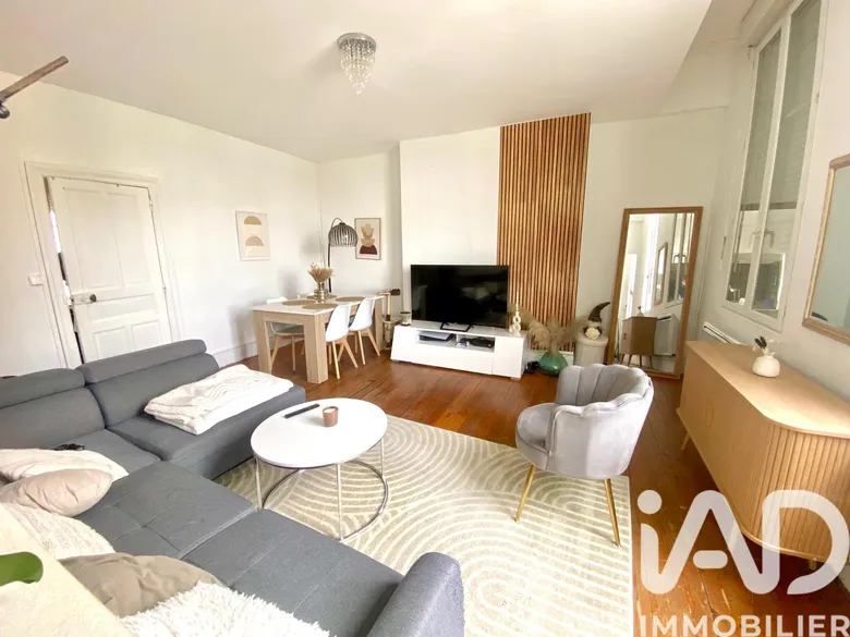 Immeuble 2 pièces 180 m² · à Saint-Quentin · 180 m² · 189 000 €