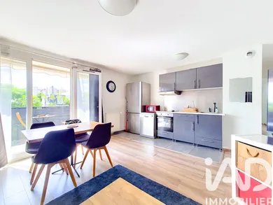 Apartment in Choisy-le-Roi (94600)