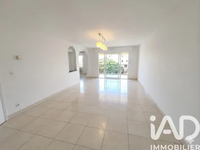 Apartment in Saint-Raphaël (83700)