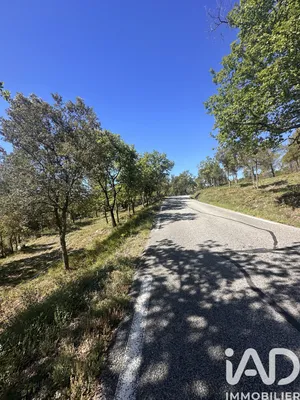 Terrain à Claviers (83830)