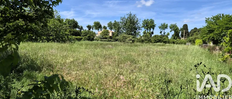 Terrain à Thézan-des-Corbières (11200) · 219 000 €