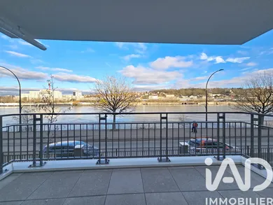 Apartment in Villeneuve-le-Roi (94290)