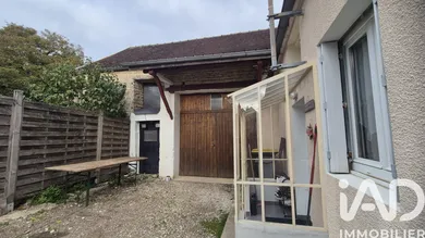 Longere in Arthonnay (89740)