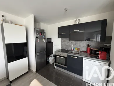 Apartment in Rosny-sous-Bois (93110)