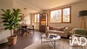 Apartment in Le Plessis-Robinson (92350)