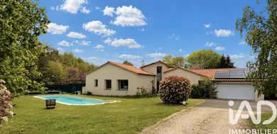 Maison d'architecte à Chantonnay (85110)