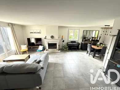 House in Marolles-en-Brie (94440)