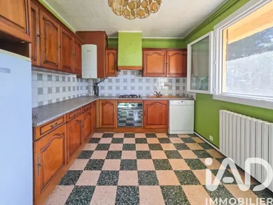 House in Larra (31330)