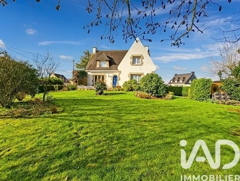 Maison 7 pièces 496 m² · à Pontivy · 496 m² · 1 029 000 €