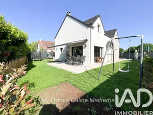House in Aigremont (78240)