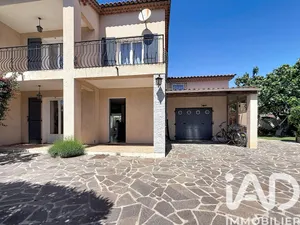 Traditional house in Six-Fours-les-Plages (83140)