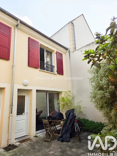 Triplex à Houilles (78800)