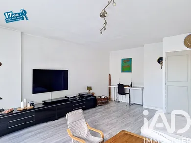 Apartment in L'Île-Saint-Denis (93450)