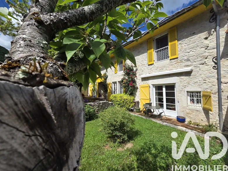 Maison 5 pièces 163 m² · à Ambléon · 163 m² · 317 000 €