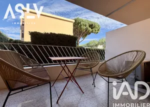 Apartment in Six-Fours-les-Plages (83140)