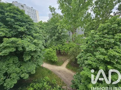 Apartment in Aulnay-sous-Bois (93600)