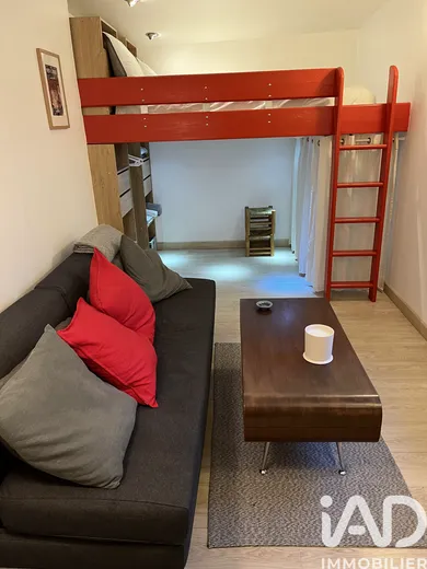House in Paris (75011)