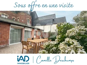 Townhouse in Routot (27350)