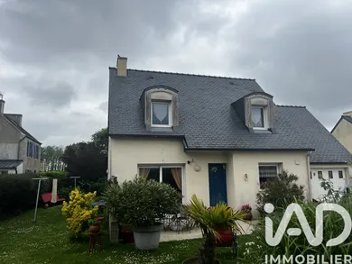 House in Saint-Pol-de-Léon (29250)