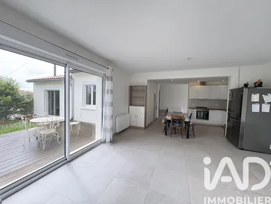 House in Bassens (33530)