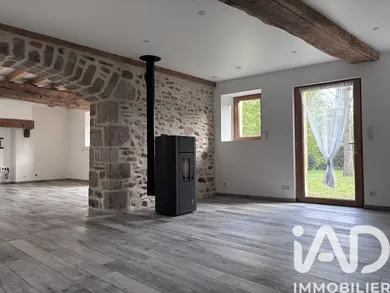 Longere in Vautorte (53500)