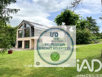 House in Breuil-Bois-Robert (78930)