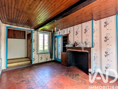 Maison de village à Troissereux (60112)