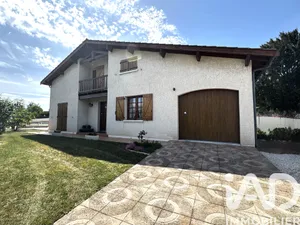 Maison traditionnelle à Blanquefort (33290)