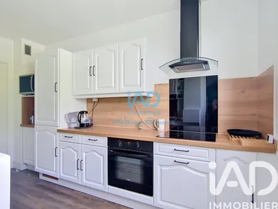 Appartement à Sainte-Geneviève-des-Bois (91700)