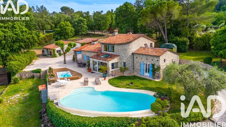 Maison 7 pièces 205 m² · à Fayence · 205 m² · 1 190 000 €