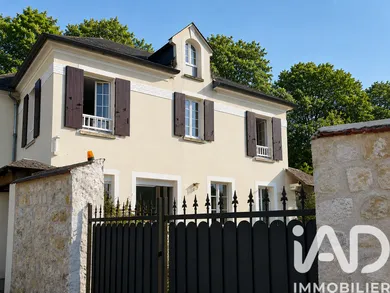 Apartment in Presles (95590)