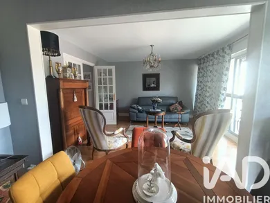 Apartment in Vichy (03200)