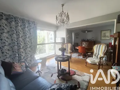 Apartment in Vichy (03200)