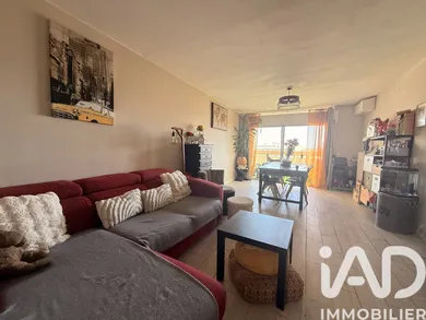 Apartment in Toulon (83000)