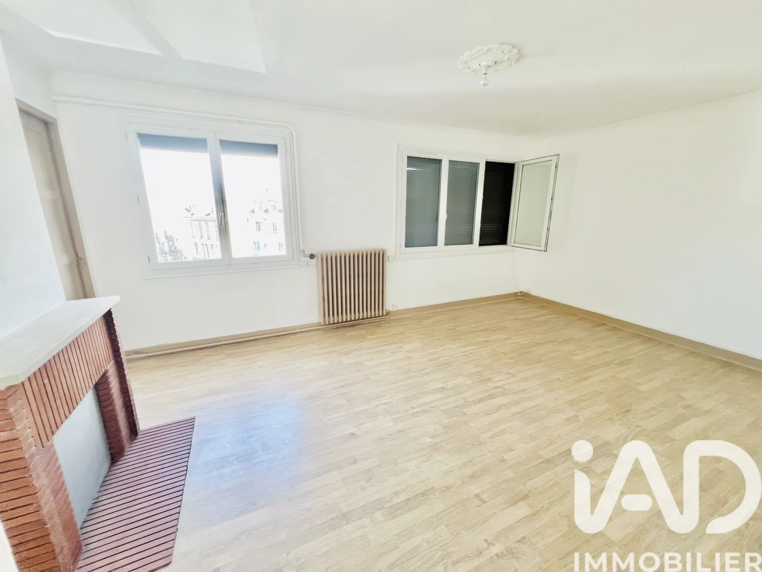 Vente appartement à Creil (60100) : appartement 4 pièces 70 m² - 2019253 — 2
