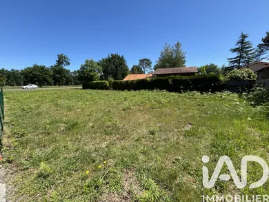 Terrain à bâtir à Vielle-Saint-Girons (40560)