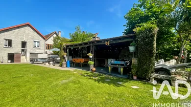 Maison traditionnelle à Montfermeil (93370)