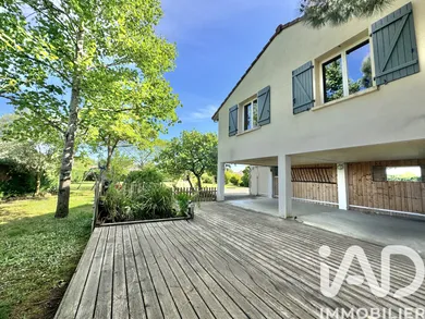 House in Lisle-sur-Tarn (81310)