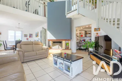 Architectural house in Hettange-Grande (57330)