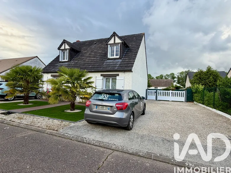 Maison 5 pièces 102 m² · à Saint-Pryvé-Saint-Mesmin · 102 m² · 331 000 €