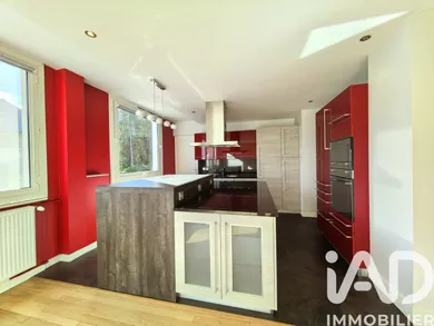 Apartment in Chambéry (73000)